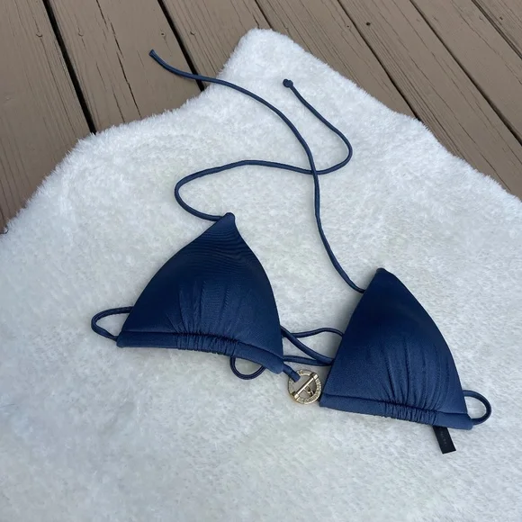Victoria's Secret Bikini Top - Picture 10 of 11